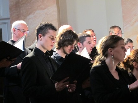 Rund 40 IGP-Studenten des Konservatoriums bildeten zwei Drittel des Chores, unterstützt vom Feldkircher Kammerchor.