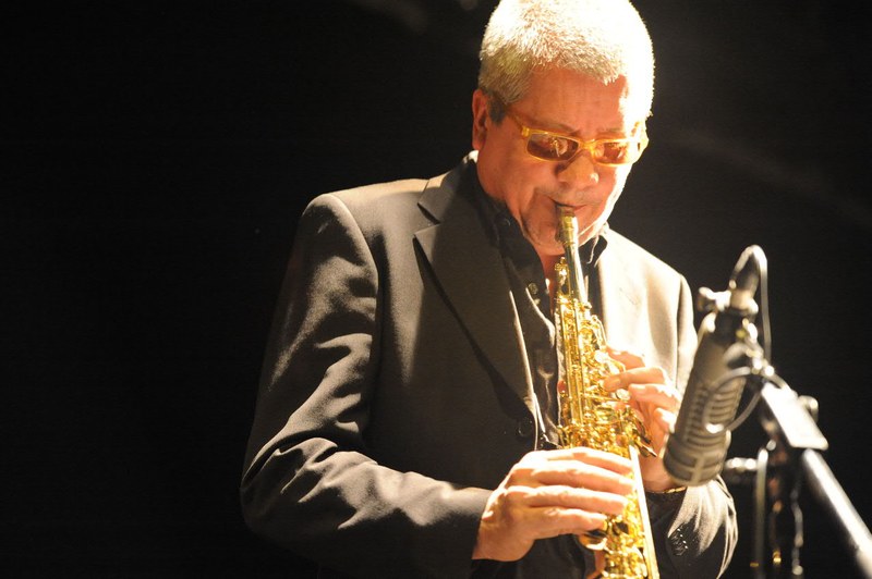 Virtuosität am Sopransaxophon: Andy Sheppard (Fotos © Stefan Hauer)