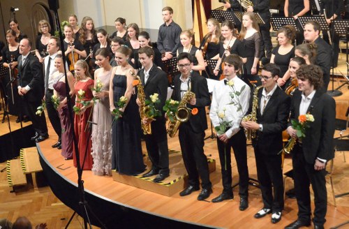 Die SolistInnen sowie das Sinfonieorchester des Vorarlberger Landeskonservatoriums unter der Leitung von Benjamin Lack wurden stürmisch gefeiert.