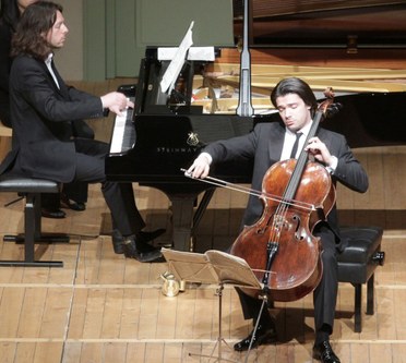 Der Pianist Frank Braley und der Cellist Gautier Capuçon spielten gut aufeinander abgestimmt und ergänzten sich in den Charakterdarstellungen ihrer Instrumente (Foto: Schubertiade)