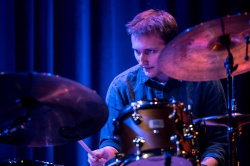 Drummer Konstantin Kräutler-Horváth agierte mit großer Sensibilität und reich an Soundfarben