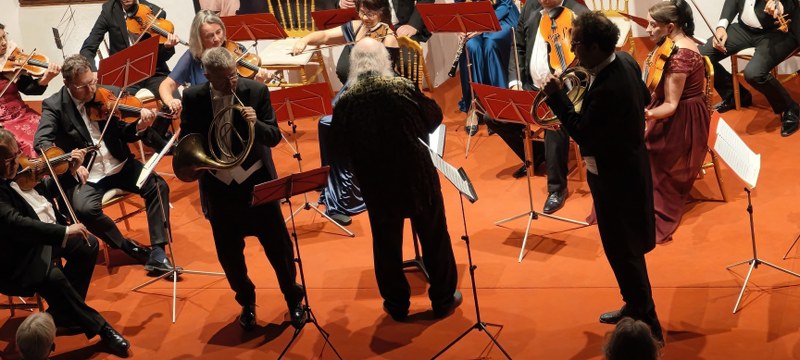 Andrew Hale und David Fliri spielten auf Naturhörnern. (Foto: Carmen Wagner)