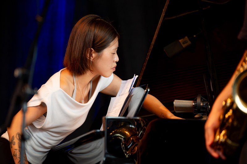 Dritte im Bunde war die unkonventionelle, südkoreanische Pianistin Chaerin Im – für viele eine der überraschenden Neuentdeckungen bei den Bezau Beatz (Foto: Stefan Hauer)