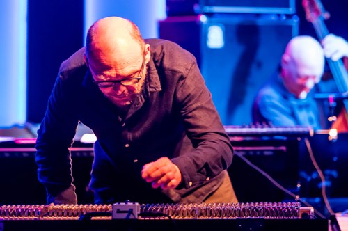 ... und einer der wichtigsten Wegbereiter der Fusion von Jazz & Electronics (Foto: Stefan Hauer)
