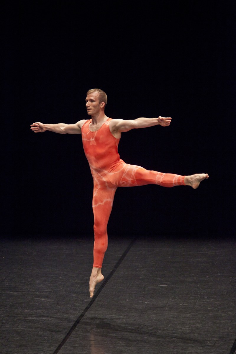 "Cedric Andrieux", ein Stück mit dem gleichnamigen Tänzer und ehemaligen Mitglied der Merce Cunningham Kompanie | ©Marco Caselli