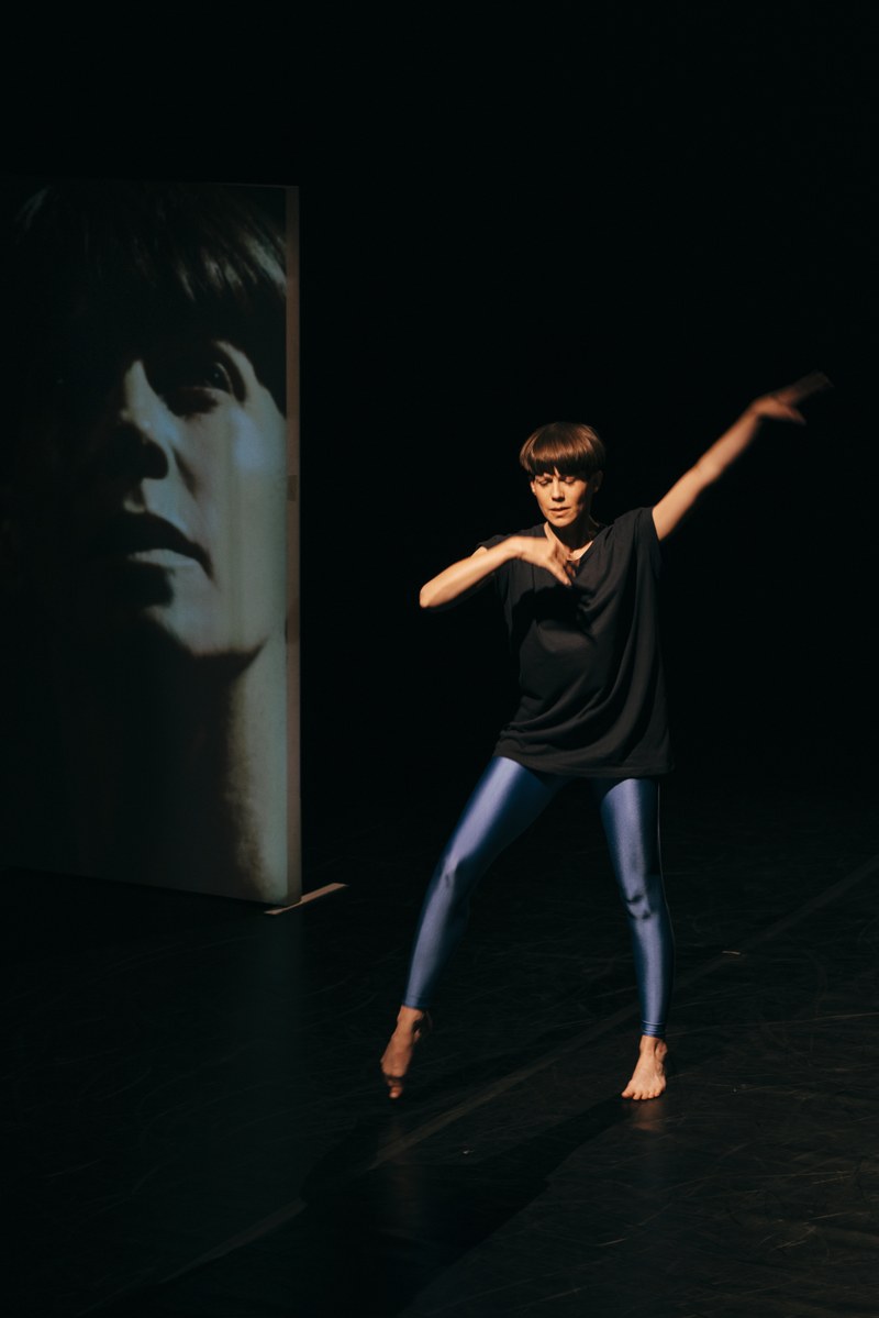Eva-Maria Kraft in «Fluid Bodies»