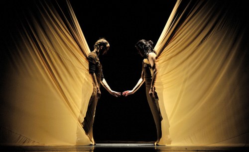 Sidi Larbi Cherkaoui und María Pagés - auch tänzerische Gegensätze ziehen sich an ...