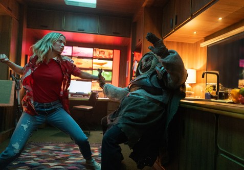 Armes Alien: Emily Blunt als schlagkräftige Regisseurin. (Foto: Universal Pictures)