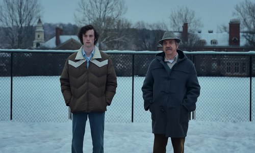 Das neue Jahr soll ruhig kommen: Angus und Hunham sind bereit. (Foto: Focus Features)