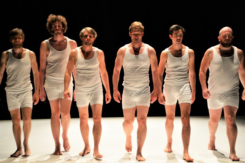 Großartiges Ensemble: Andreas Jähnert, Benjamin Vanyek, Sascha Jähnert, Fabian Schiffkorn, Thomas Kolle, Peter Pertusini