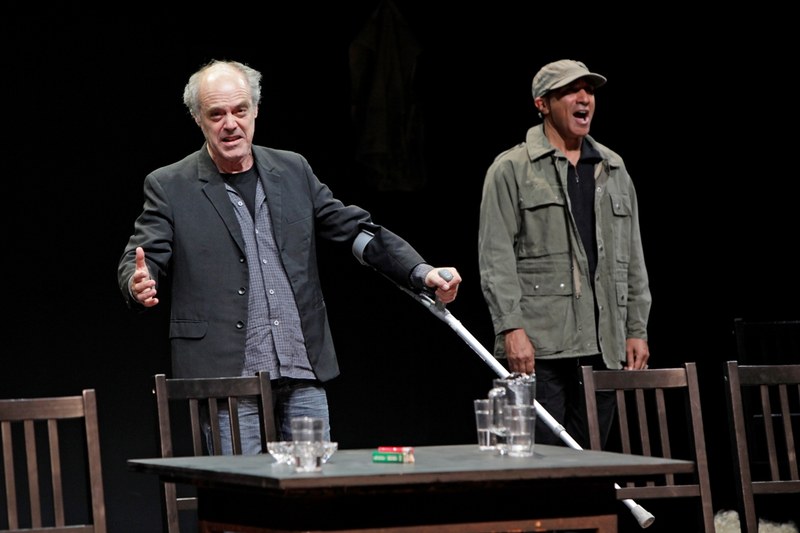 Das Stück „Geh mir aus der Sonne" feierte im TAK Theater Liechtenstein Weltpremiere.
