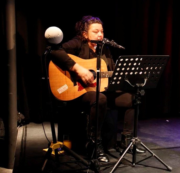 Musikerin Alex Sutter (© alle Fotos: Adrian Biatel)