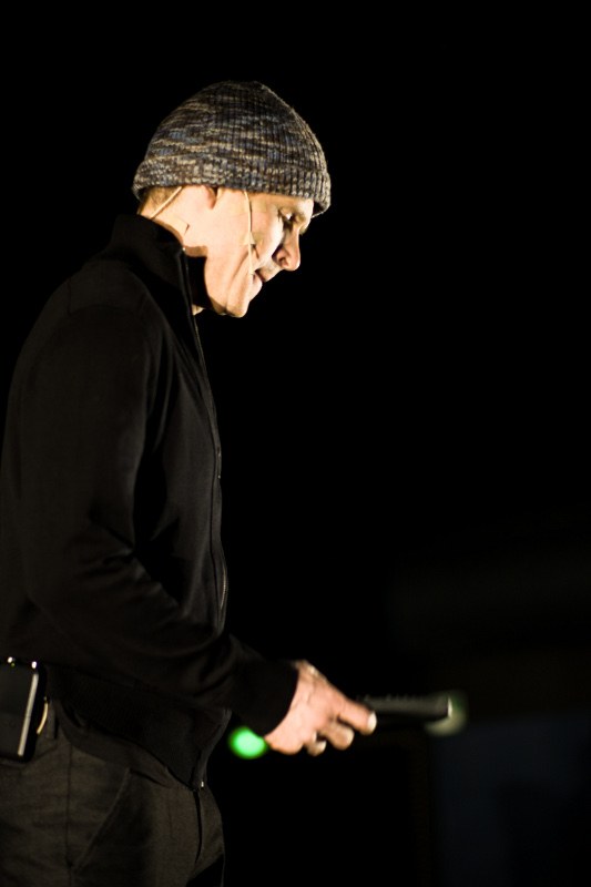Tobias Voigt überzeugt mit Körper und Sprache © Edward Chapon