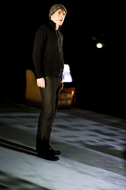 Regisseur Martin Gruber und Schauspieler Tobias Voigt haben gemeinsam die unterschiedlichsten erzürnenden Themen entwickelt © Edward Chapon
