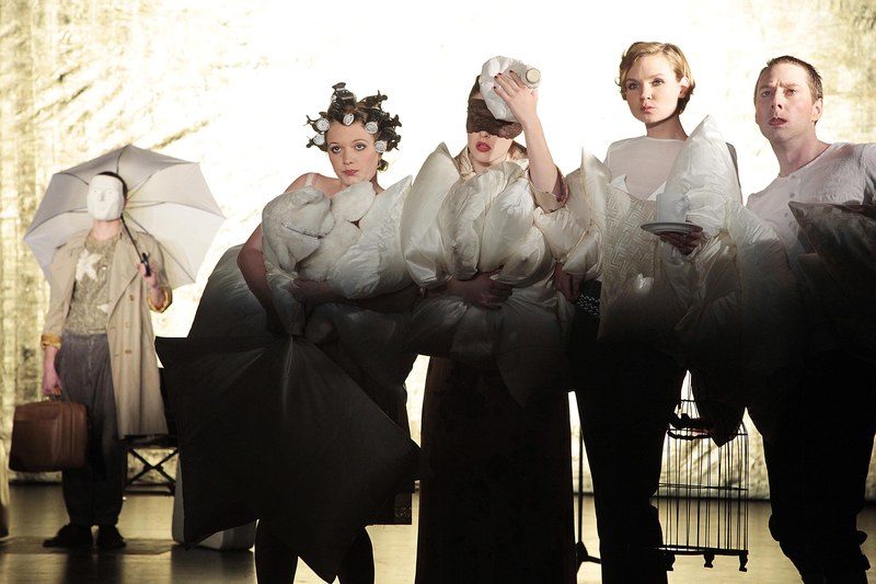 Das jugendliche Ensemble begeisterte: (v.l.) Robert Finster, Lisa-Maria Sexl, Laura Louisa Garde, Olga Wäscher, Alexander Julian Meile