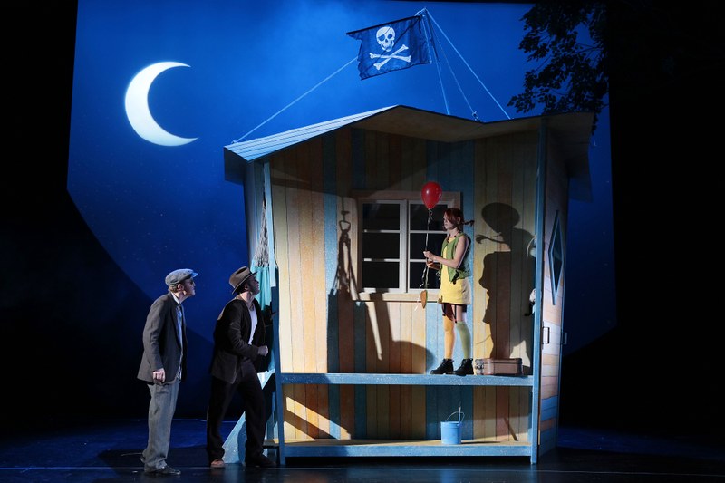 Stimmungsvolle Lichtregie von Arndt Rössler (David Kopp, Lukas Kientzler, Bo-Phyllis Strube)