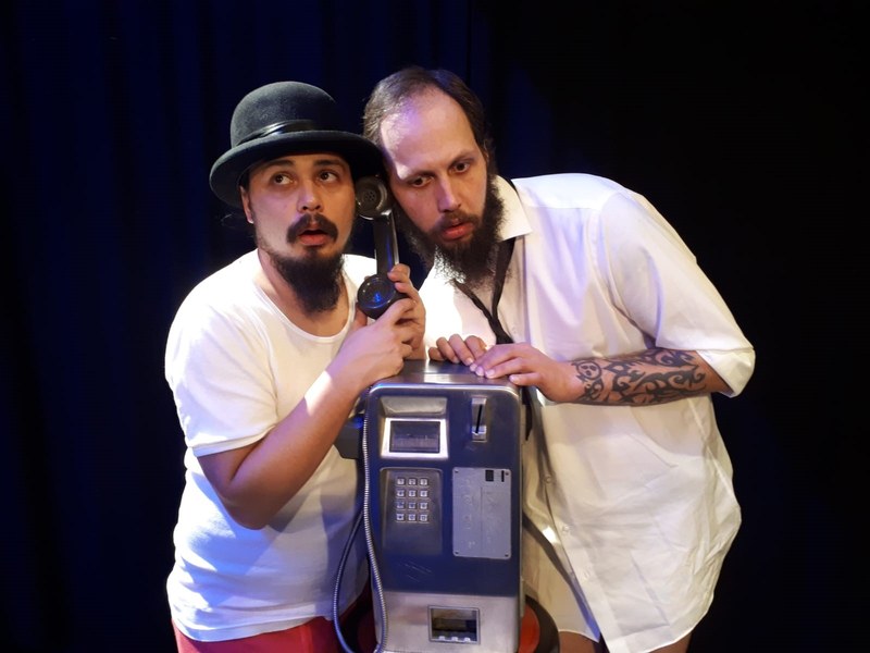 Christopher Zierl und Phillip Beck (Fotos: Theater Kosmos)