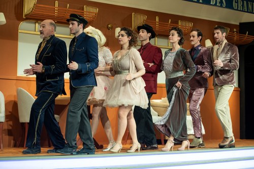 Die flotte Fahrt mit dem Orient Express zeigt sich auch in den Choreografien von Isabella Rapp