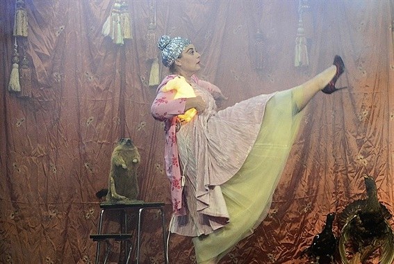 Schneeweißchen und Rosenrot, Erzähltheater mit Katja Langenbahn