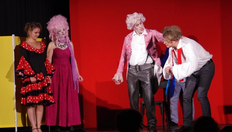 Susanne, die Gräfin, der Graf und Figaro