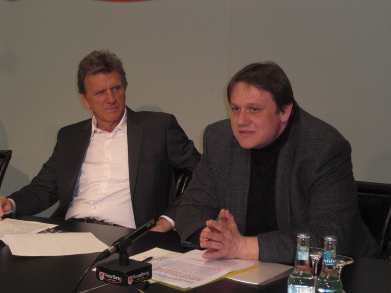 Im Rahmen des Pressefoyers erläuterte Christoph Thoma (rechts) das Konzept des Festivals