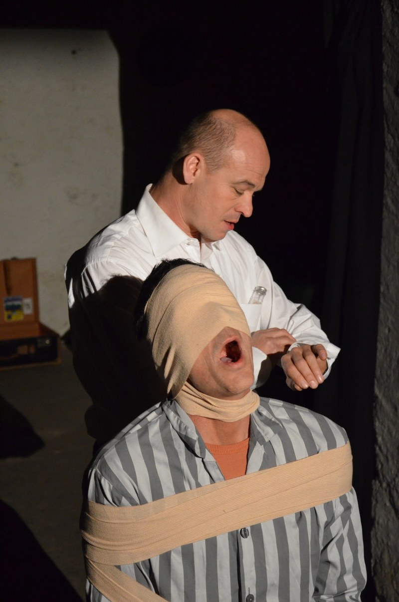 Äußerst makaber: Wolfgang Schnetzer und Bertram Seewald