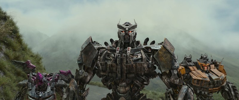 Sieht aus wie der Mann aus Mordor und verhält sich auch so: der böse Scourge und seine Gefährten. 