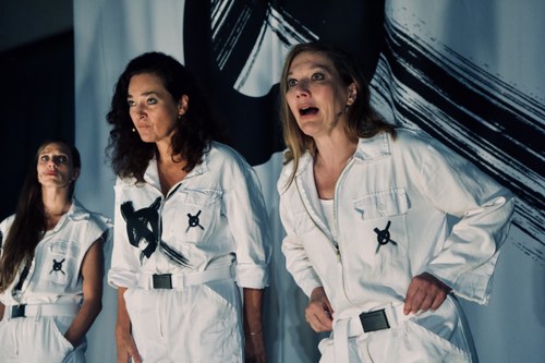 Jede ein Kosmos für sich v.l.n.r.: Diana Kashlan, Claudia Seigmann, Nicole Trub